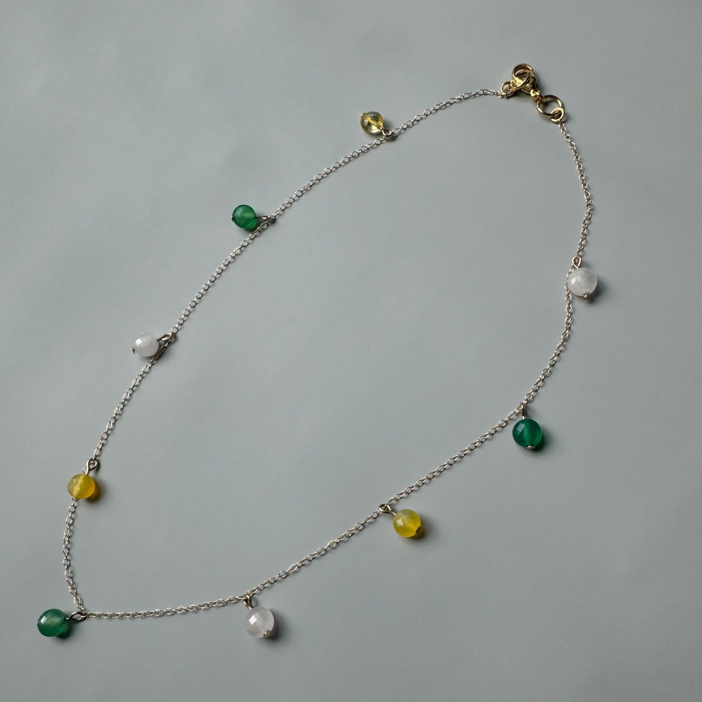 Nereid short necklace - mixed greens